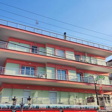 Studios Dafni Paralia Katerinis Ngoại thất bức ảnh